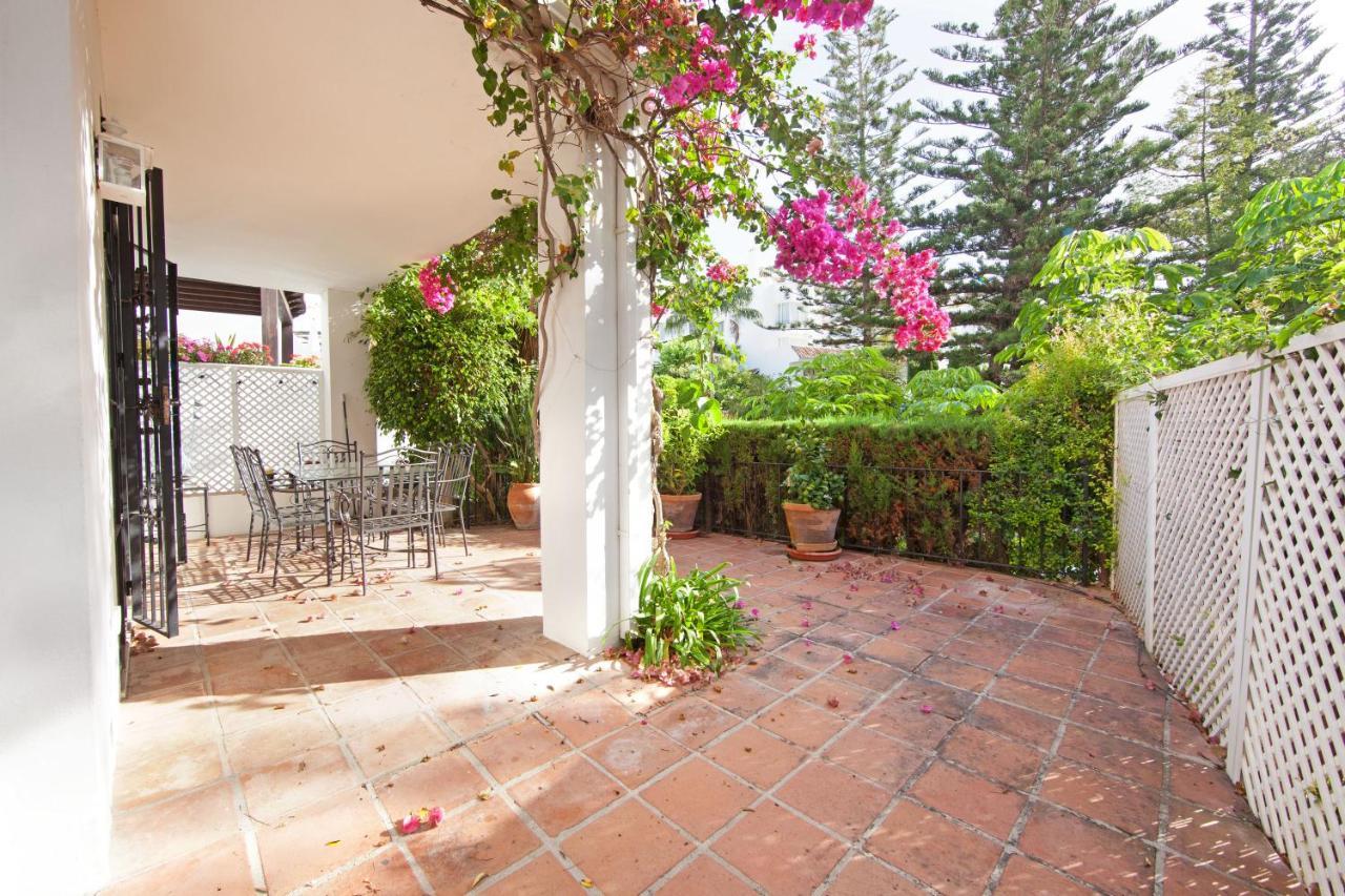 White Pearl Beach Elviria Marbella Exteriör bild