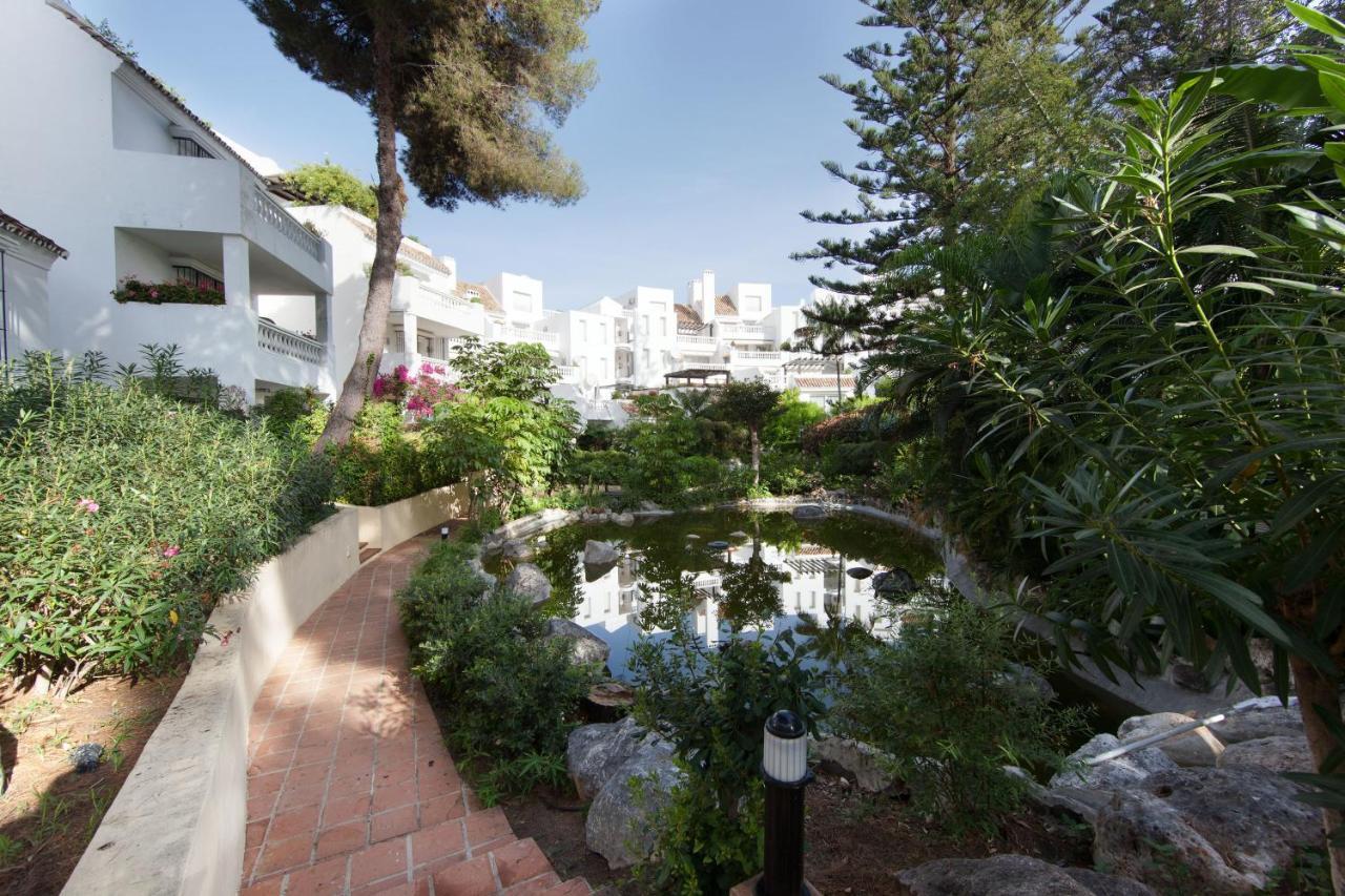 White Pearl Beach Elviria Marbella Exteriör bild