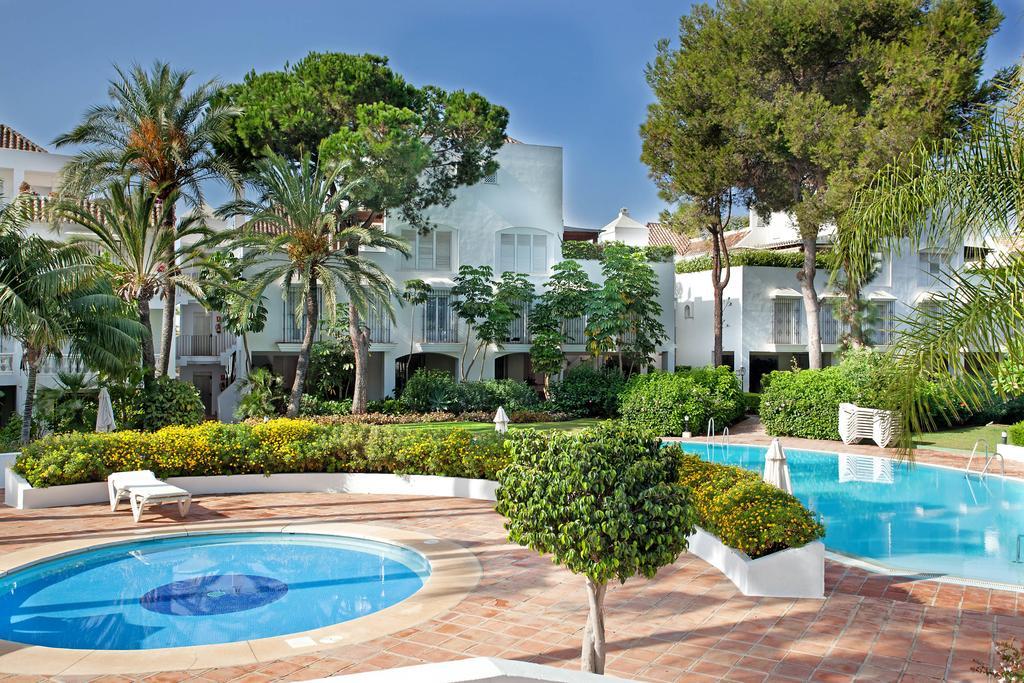 White Pearl Beach Elviria Marbella Exteriör bild